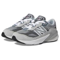 Imagem de New Balance Tênis infantil 990 V6 com cadarço, Cinza/prata, 21