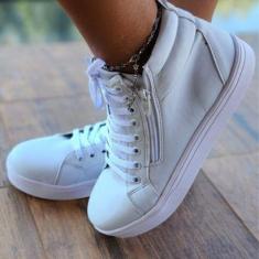 Imagem de Tenis Feminino Branca Estilo Academia Com Solado De Borracha-Feminino