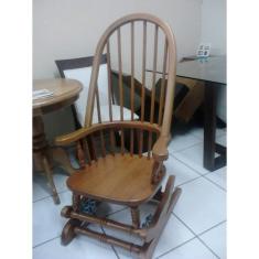 Imagem de Cadeira de Balanço 1,18 x 50 x 50 - Móveis de Gramado