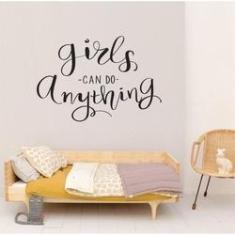 Imagem de Adesivo De Parede Garotas Podem Tudo tamanho 50x70cm
