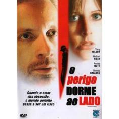 Imagem de DVD O Perigo Dorme ao Lado