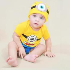 Imagem de Kit Roupa Bebê Body Mesversario Minions C/ Tênis e Touca - Linha Baby,