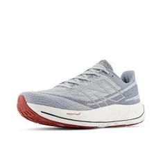 Imagem de New Balance Tênis de corrida feminino Fresh Foam X Vongo V6, Alumínio cinza/vermelho tijolo, 41