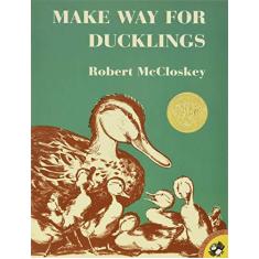 Imagem de Make Way for Ducklings - Capa Comum - 9780140564341