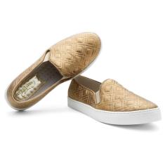 Imagem de Tênis Slip On Feminino Couro Matelassê Conforto Versátil-Feminino