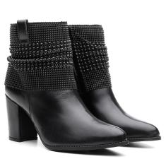 Imagem de Bota Couro Malha Metal Black Lisa Bico Fino Cano Curto Salto