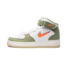 Imagem de Nike Air Force 1 Mid Qs