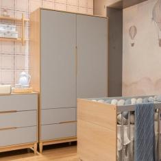 Imagem de Guarda Roupa Infantil Quater 2 Portas 4 Gavetas Carvalho com Cinza