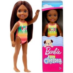 Imagem de Brinquedo Mini Boneca Colecionável Chelsea Club Menina Morena Negra Praia - Maiô Picolé - Família Da Barbie - Mattel