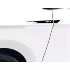 Imagem de Acessórios Emblema Lateral Chevrolet Onix Resinado