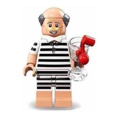 Imagem de Boneco Blocos De Montar Alfred Férias Batman - Mega Block Toys