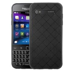 Imagem de ELISORLI Compatível com mulheres e homens BlackBerry Classic Q20 capa robusta fina acessórios de celular antiderrapante borracha TPU capa de silicone macio à prova de choque para SQC100 mulheres