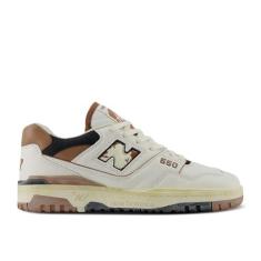Imagem de New Balance 550 Tênis masculino, sal marinho/noz-pecã/preto, tamanho 40, Sal marinho/noz-pecã/preto, 39