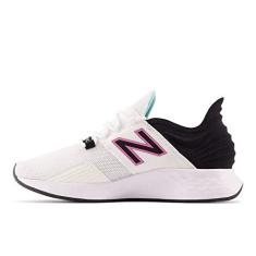 Imagem de New Balance Tênis de corrida feminino Fresh Foam Roav V1, Branco/preto/surfe