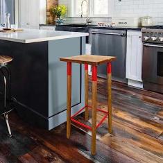 Imagem de BANQUETA BISTRO INDUSTRIAL COLORS FERRO E MADEIRA MACIÇA - VERMELHA