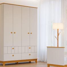 Imagem de Guarda Roupa de Bebê 4 Portas 4 Gavetas Chantilly Expresso Móveis Off White / Marrom