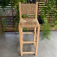 Imagem de Banqueta de Madeira com Assento e Encosto de Palha Natural