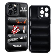 Imagem de CHBSHENG Capa de telefone legal para iPhone 13 Pro para meninos homens design de rua estética à prova de choque basquete tênis esportes designer capas compatíveis com iPhone 13 Pro preto