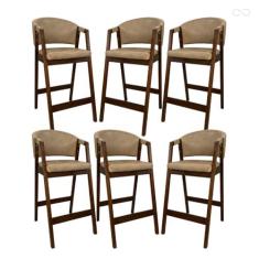 Imagem de Kit 6 Banquetas Alta para Cozinha Ravena em Madeira Maciça Pinhão Sintético Bege CCS