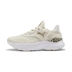 Imagem de PUMA Tênis de corrida feminino Softride Mayve, Pó branco quente do deserto, 36