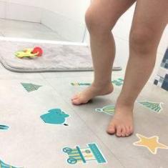 Imagem de Adesivo Piso de Banheiro Antiderrapante Circo Infantil 16un