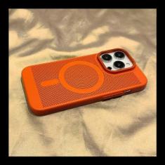 Imagem de Capa de telefone com resfriamento respirável e dissipação de calor para iPhone 14 13 12 11 Pro Max 14 Plus 14Pro Max Capa magnética de carregamento sem fio, PC8001T6, para iPhone 14Pro