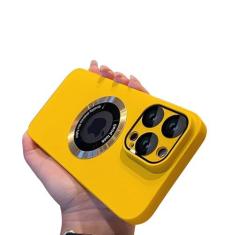 Imagem de Doulings Série magnética projetada para capa de iPhone, [compatível com MagSafe] [proteção contra quedas militares e corpo inteiro], capa à prova de choque com logotipo fosco de luxo (amarelo, iPhone