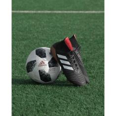 Imagem de Quebra-Cabeça Futebol Arte De 300 Peças Coração Na Chuteira