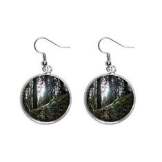 Imagem de Brinco feminino com pingente de prata e estampa florestal, ciência, natureza, cenário
