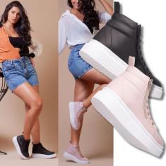 Imagem de Tenis Feminino, Kit 2 Pares, 1 Bota Preta + 1 Bota Rosa, Sola Borracha