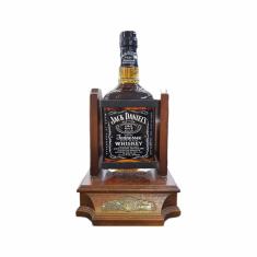 Imagem de Whisky Jack Daniel's 1,75 L Com Balança De Madeira