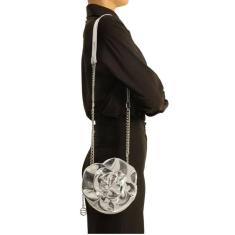 Imagem de Bolsa Tiracolo Prata Couro Pequena Flor Arezzo Feminino