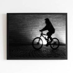 Imagem de Quadro Decorativo Fotografia Pessoa Pedalando 34x23cm