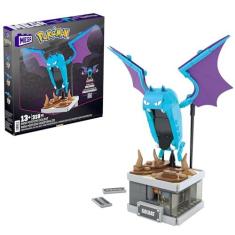 Imagem de MEGA Pokémon, Blocos de Montar, Miniatura do Golbat com 313 peças, Movimento e 12 cm de Altura, A partir de 13 anos