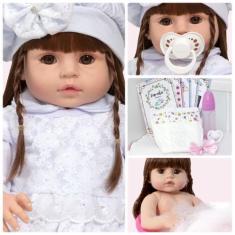 Imagem de Boneca Reborn Barata Menina Grande Com Enxoval Vários Itens - Cegonha