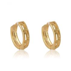 Brinco Argolinha Trabalhada Com Vazado Folheado