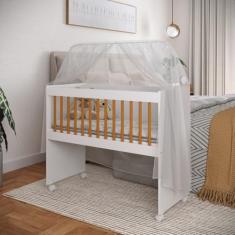 Berço Com Colchão E Suporte Mosquiteiro Moisés Com Rodas Multifuncional 5x1 Mini Chiqueirinho Variável (Amadeirado/Branco)