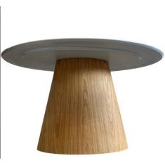 Mesa de Jantar Cone Oval 160x90 cm Tampo Laqueado Base Madeira Freijó 