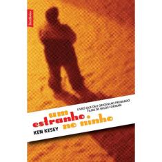 Livro - Um estranho no ninho (edição de bolso)