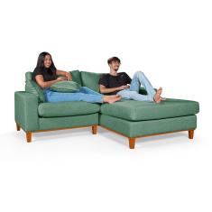 Sofa Living 2 Lugares Chaise Revestido Linho Base em Madeira