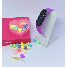 Relógio Infantil Digital led para Menina Prova água Tipo Band + Kit miçangas Coloridas para Montar Colar Pulseiras Moda