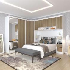 Quarto de Canto Casal com Guarda Roupas com Espelho e Mesas de Cabecei