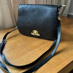 Bolsa Feminina Pequena Transversal Clutch Alça de Regulagem e Removive