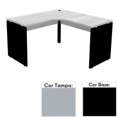 Mesa de Escritório em L Pé Painel PE25 em MDP 145 x 145 x 60 cm Cinza com Base Preta