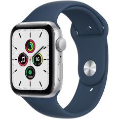Apple Watch SE (GPS), Caixa em alumínio prateado de 44 mm com Pulseira esportiva azul
