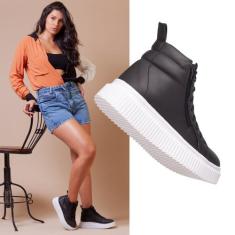 Bota Feminina Preta com Solado tratorado Plataforma. Tenis Feminino ca