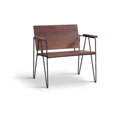 Poltrona Vegas Base Aço Preto Madeira Castanho- OOCA Móveis - DAF MOBI