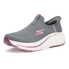 Skechers Tênis feminino Max Cushion Elite 2.0 mãos livres – Espuma viscoelástica resfriada a ar, tênis de almofada de calcanhar, carvão/vinho, 38