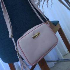 Bolsa Feminina Quadrada Pequena Básica Alça Transversal - Trend Bags, 