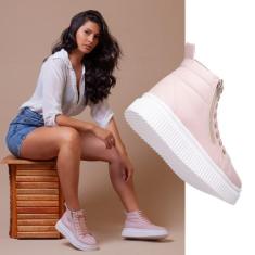 Bota Feminina com Solado tratorado Plataforma. Tenis Feminino Cano Alt